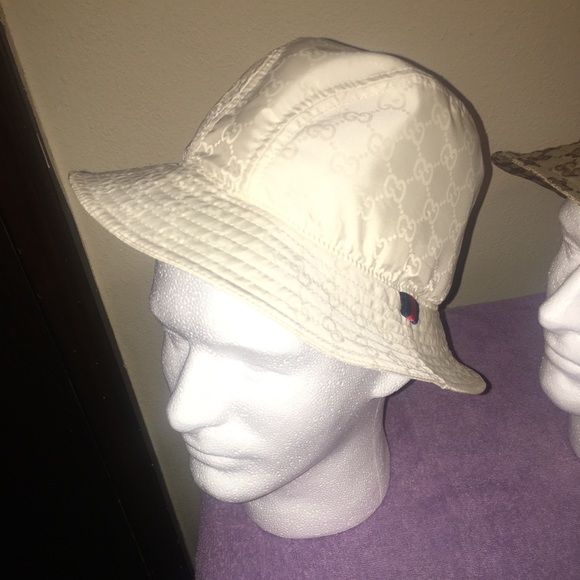 gucci bucket hat white